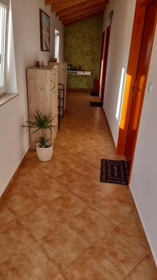 Sobe Anja Guest House Brtonigla Exterior foto