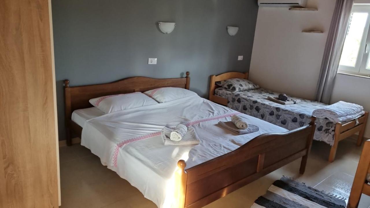 Sobe Anja Guest House Brtonigla Exterior foto