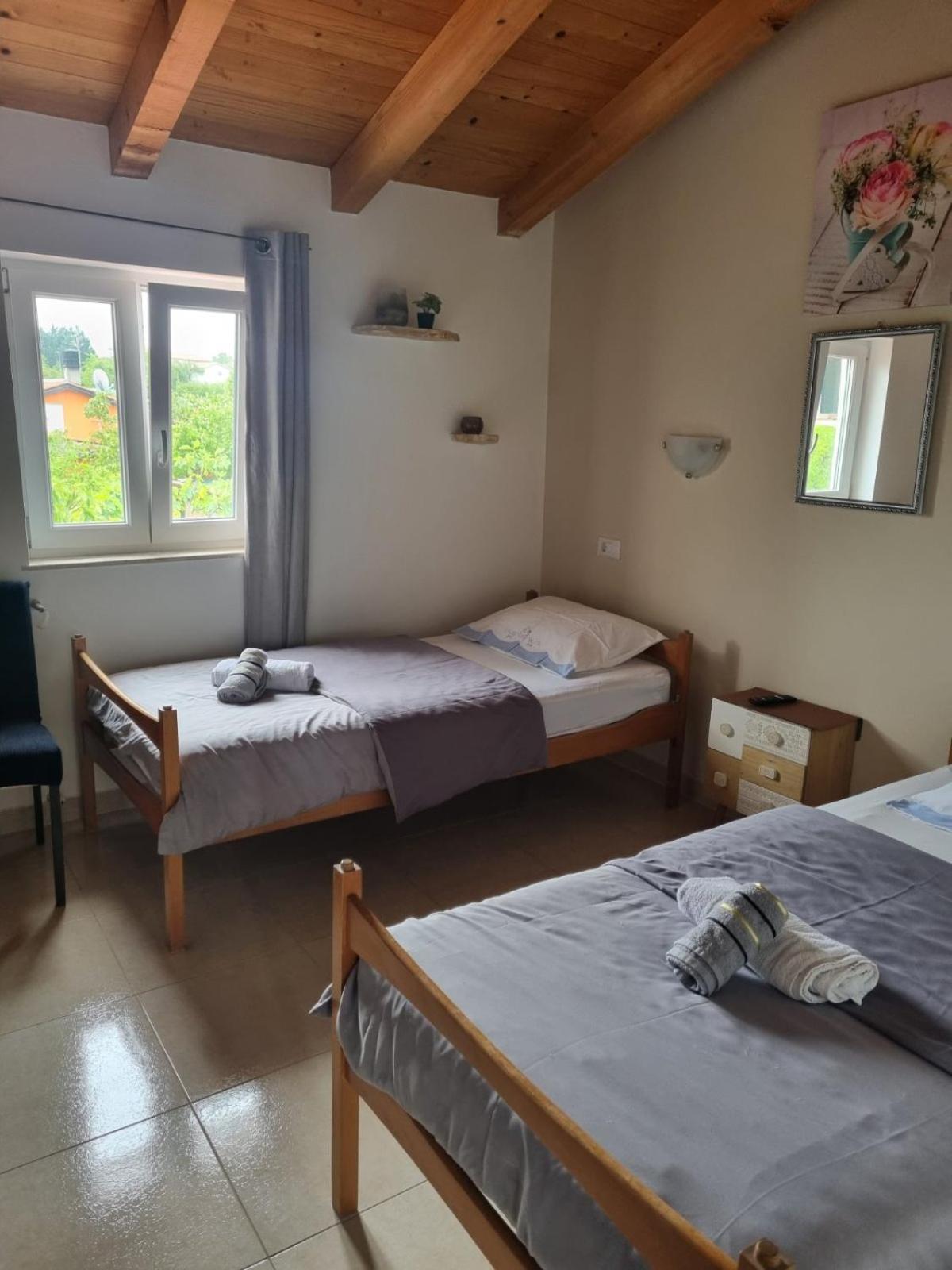 Sobe Anja Guest House Brtonigla Exterior foto